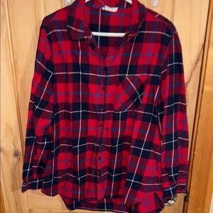 Beachlunchlounge Red and Blue Women’s Plaid Button-Up Shirt